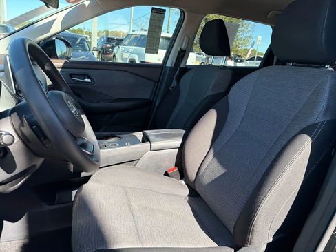 Certified 2023 Nissan Rogue SV image 16