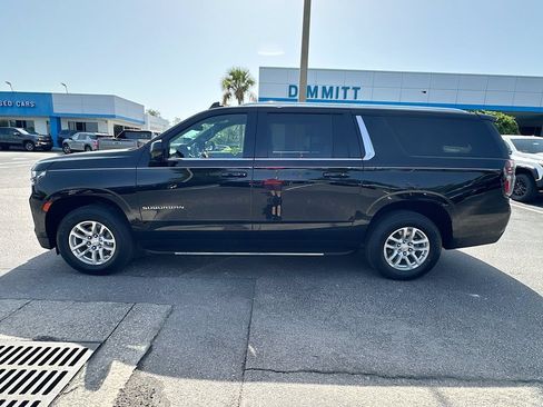 Certified 2024 Chevrolet Suburban LT AWD/4WD image 8