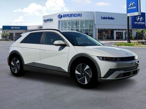 New 2025 Hyundai Ioniq 5 SEL image 10