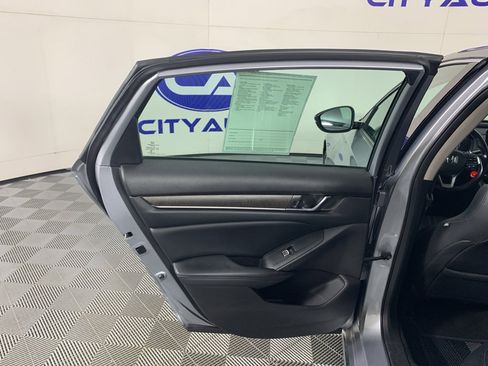 Used 2018 Honda Accord EX-L image 31