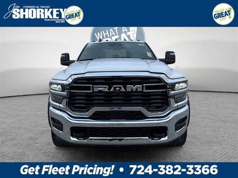 New 2026 RAM 5500 Tradesman w/ Chrome Appearance Group image 9