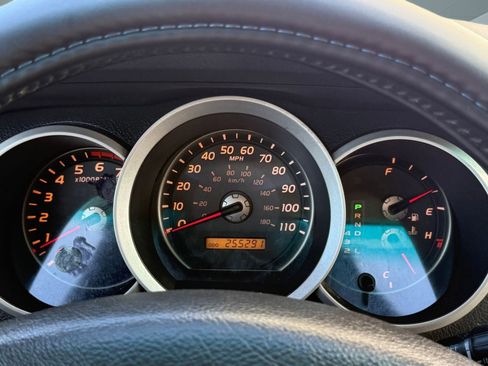 Used 2006 Toyota 4Runner Limited image 20