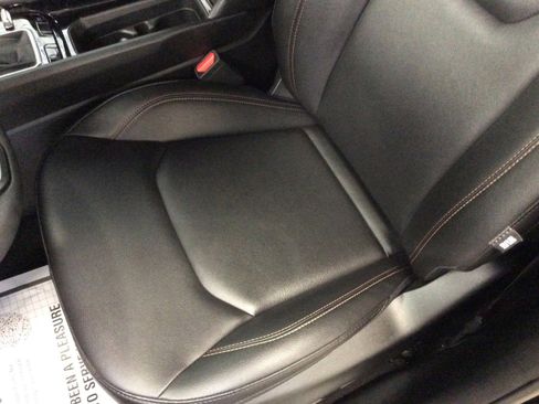 Used 2024 Jeep Compass Limited image 16