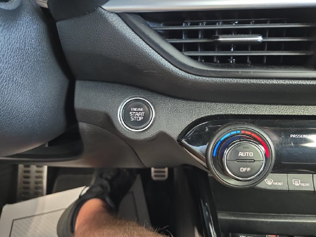 Certified 2023 Kia Forte GT-Line FWD image 22