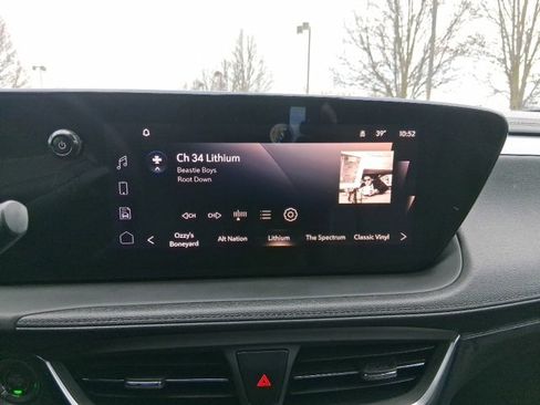 Used 2024 Buick Encore GX Preferred image 23