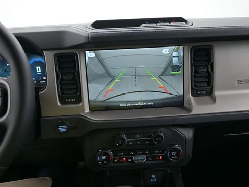 New 2025 Ford Bronco Outer Banks image 22