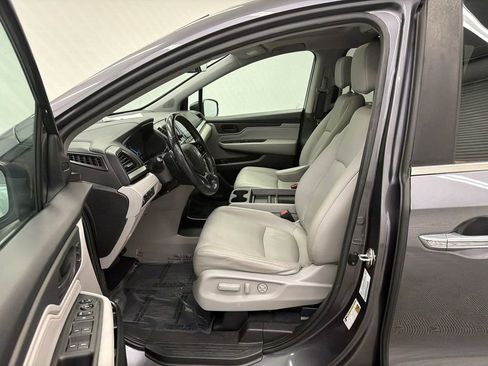 Used 2019 Honda Odyssey Touring image 9