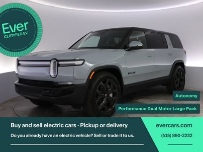 Used 2025 Rivian R1S Adventure