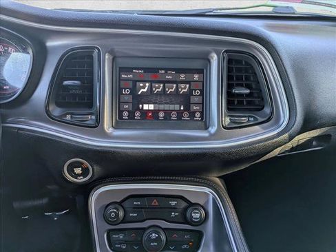 Used 2019 Dodge Challenger SXT w/ Blacktop Package image 13