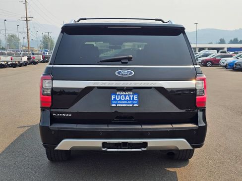 Used 2018 Ford Expedition Platinum AWD/4WD image 4