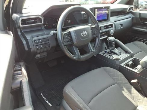Used 2025 Toyota Tacoma SR w/ SR Upgrade Package AWD/4WD image 16
