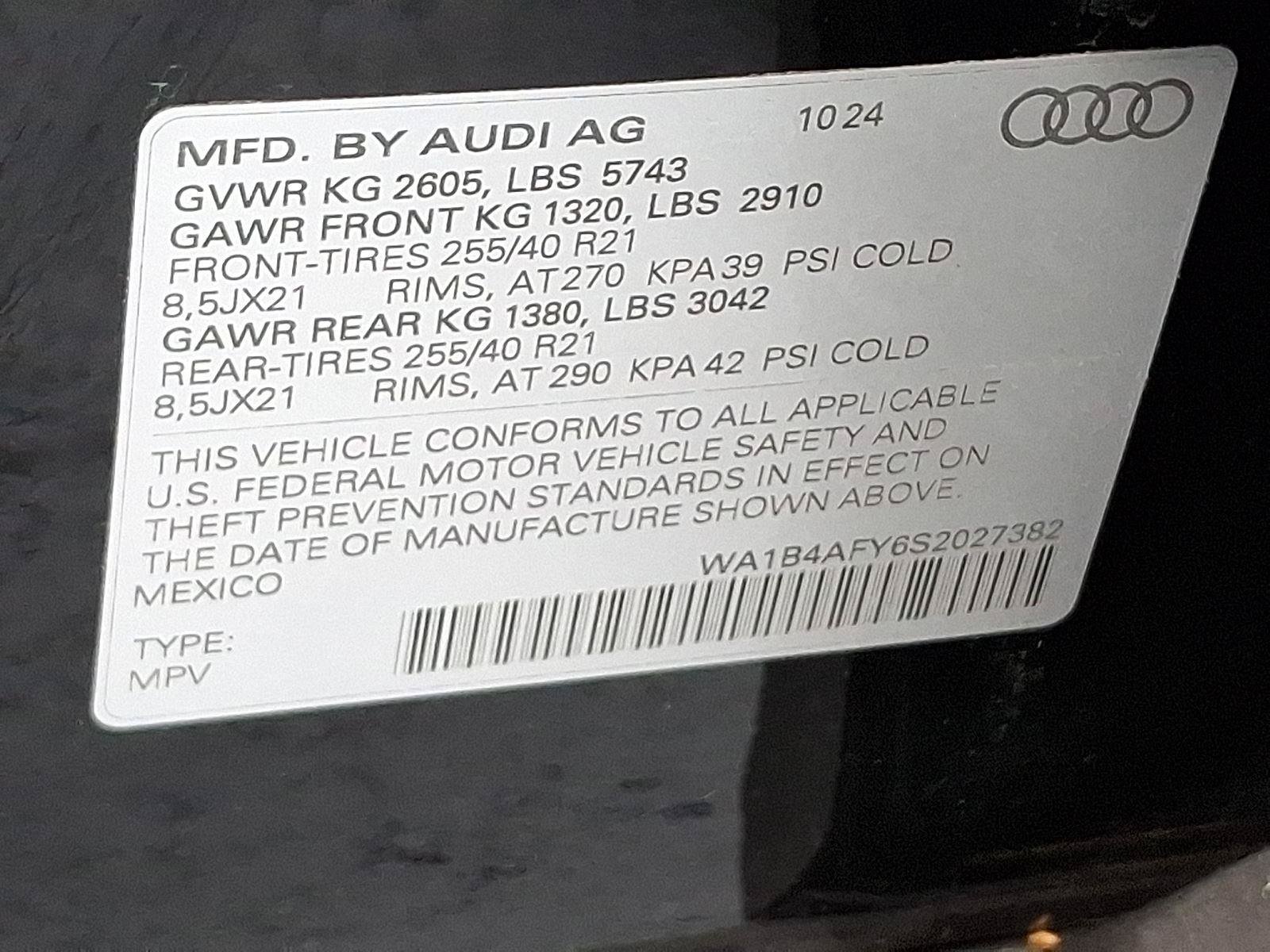 Certified 2025 Audi SQ5 Premium Plus w/ Premium Plus Package AWD/4WD image 28