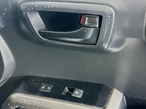 Used 2023 Toyota Tacoma SR image 29