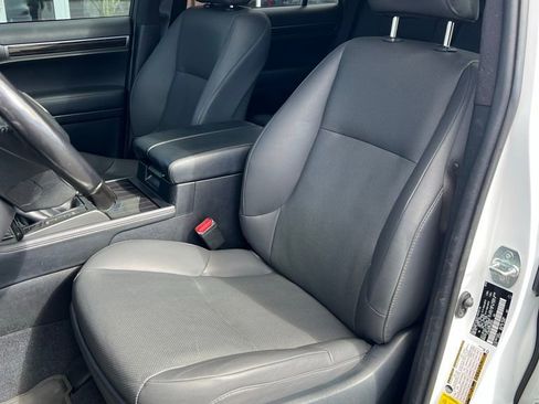 Used 2023 Lexus GX 460 Premium w/ Premium Package AWD/4WD image 11