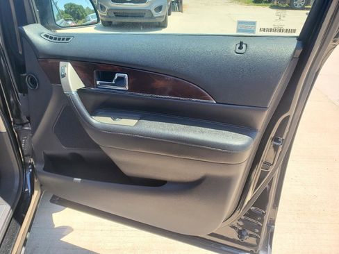 Used 2015 Lincoln MKX AWD w/ Equipment Group 102A image 6