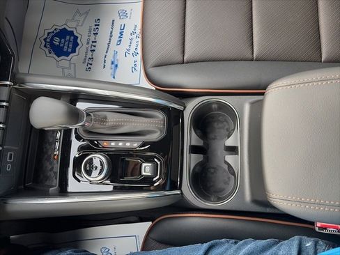 New 2026 GMC Canyon AT4 w/ AT4 Premium Package image 24