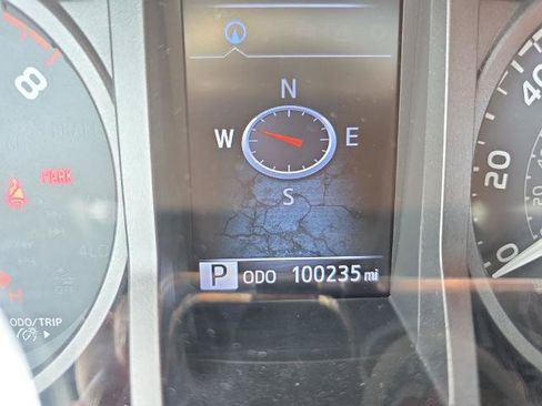 Used 2019 Toyota Tacoma TRD Sport AWD/4WD image 27