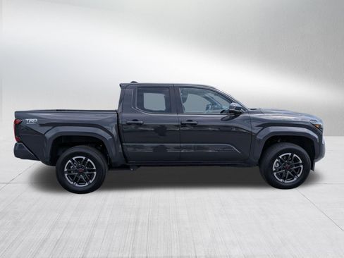 Used 2025 Toyota Tacoma TRD Sport w/ TRD Sport Upgrade Package AWD/4WD image 7