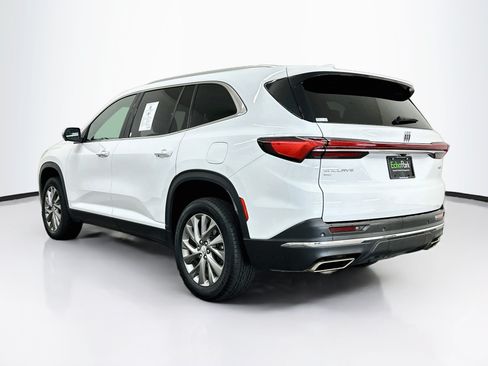Used 2025 Buick Enclave Preferred AWD/4WD image 5