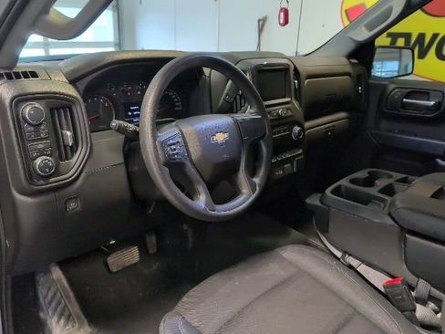 Used 2024 Chevrolet Silverado 1500 Custom w/ LPO, Dark Essentials Package AWD/4WD image 9