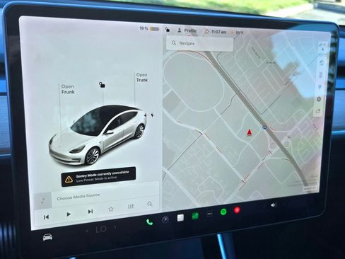 Used 2019 Tesla Model 3 Long Range image 18