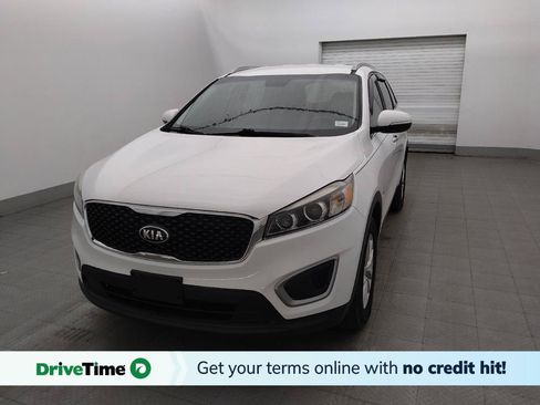Used 2017 Kia Sorento AWD w/ LX Convenience Package image 1