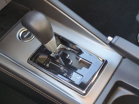 Used 2024 Mitsubishi Outlander Sport SE image 22