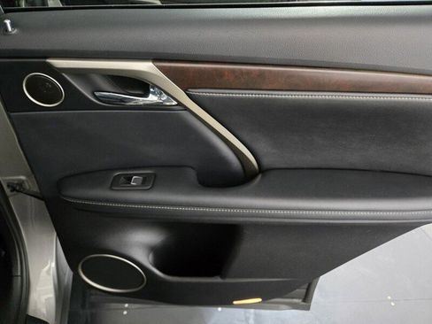 Certified 2022 Lexus RX 350 FWD w/ Premium Package image 22