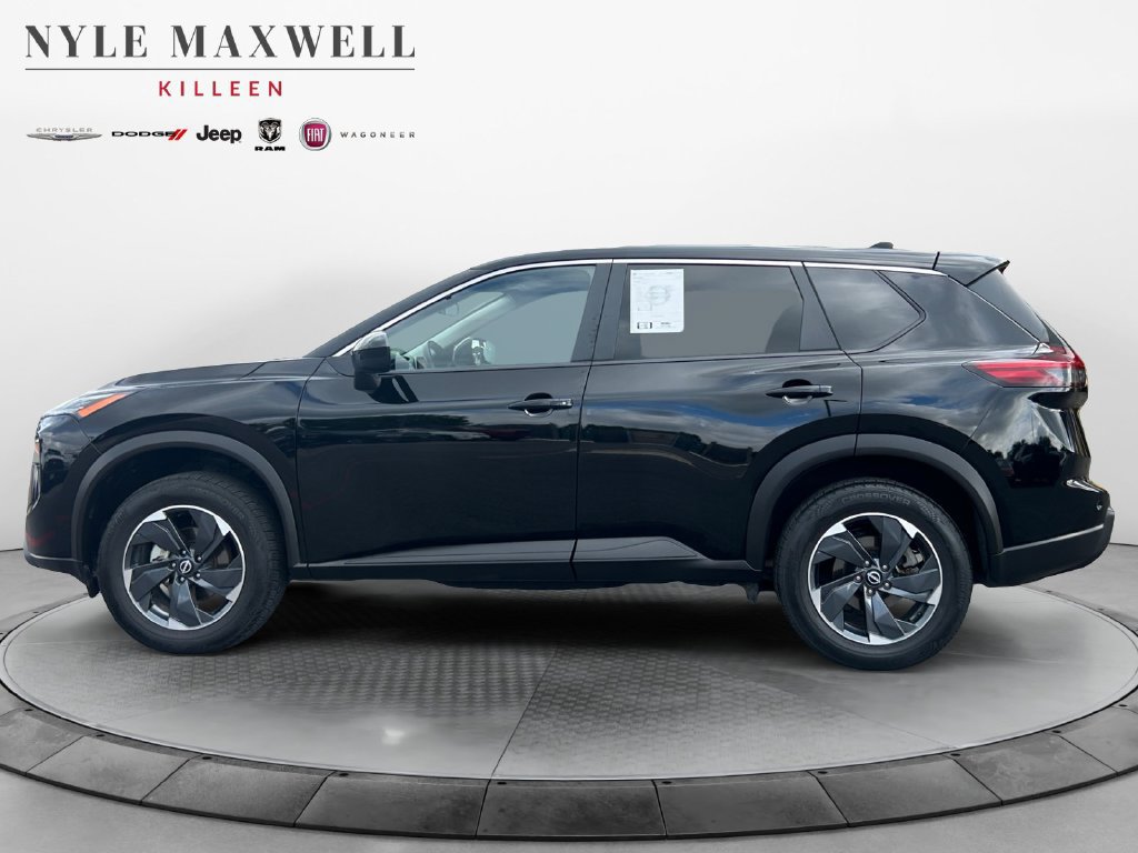 Used 2025 Nissan Rogue SV FWD image 13