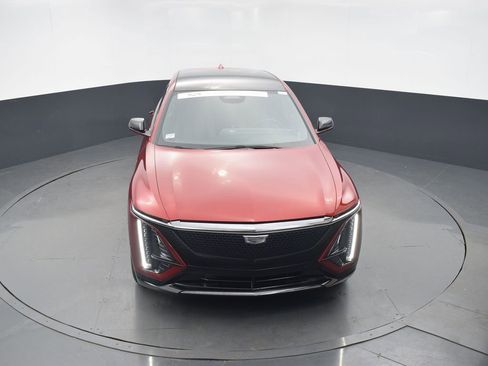 Certified 2024 Cadillac Lyriq Sport AWD/4WD image 35