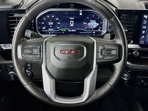 Used 2023 GMC Sierra 1500 SLT w/ SLT Premium Plus Package AWD/4WD image 24