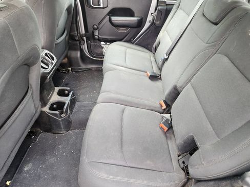 Used 2019 Jeep Wrangler Unlimited Sport AWD/4WD image 12