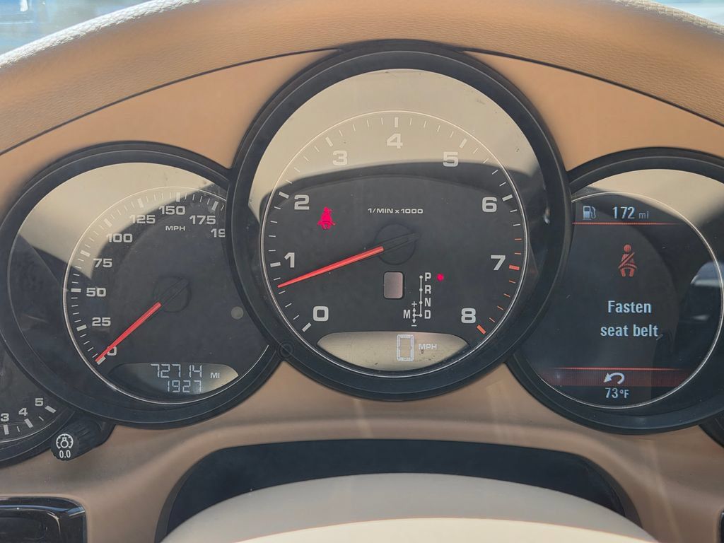 Used 2016 Porsche Panamera 4 AWD/4WD image 28