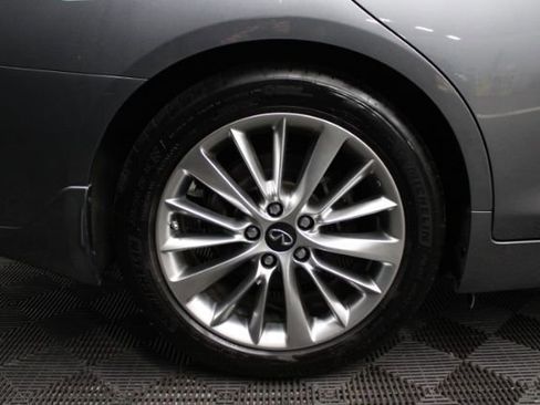 Used 2021 INFINITI Q50 Luxe w/ Seat & Sound Package image 5