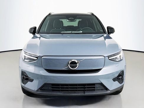 Used 2023 Volvo XC40 Recharge Plus w/ Protection Package Premier AWD/4WD image 6