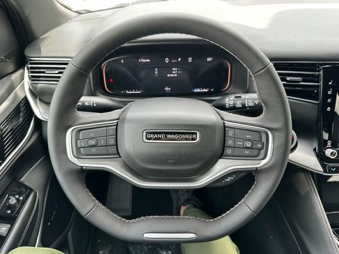 New 2026 Jeep Grand Wagoneer Limited AWD/4WD image 2