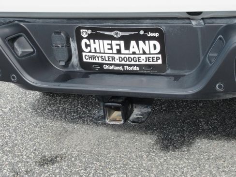 Certified 2024 Jeep Gladiator Mojave w/ Safety Group AWD/4WD image 11