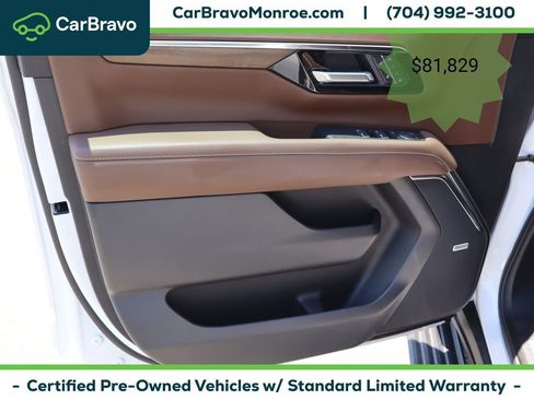 Certified 2025 Chevrolet Suburban High Country AWD/4WD image 18
