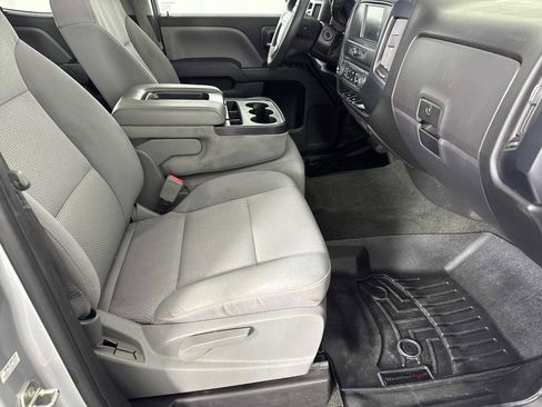Used 2016 Chevrolet Silverado 1500 Custom w/ Custom Convenience Package image 9