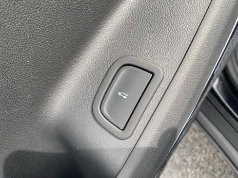 Used 2026 GMC Acadia AT4 w/ LPO, Floor Liner Package AWD/4WD image 24