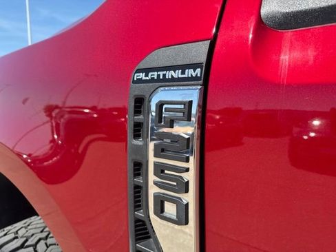 Used 2025 Ford F250 Platinum w/ Platinum Plus Package AWD/4WD image 41