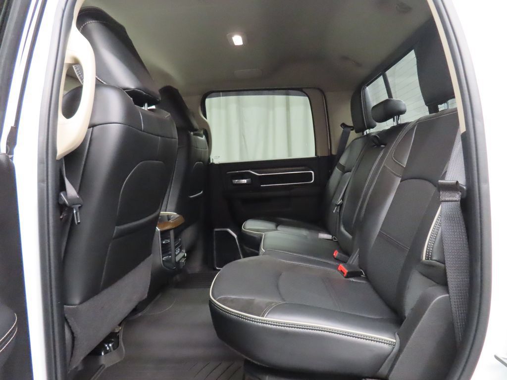 Used 2022 RAM 2500 Laramie AWD/4WD image 10