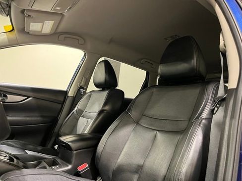 Used 2018 Nissan Rogue SL image 16