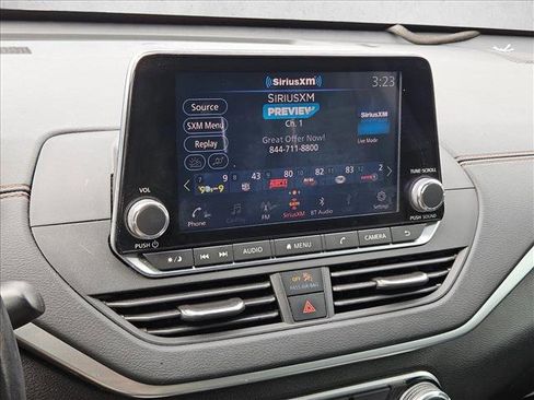 Used 2019 Nissan Altima 2.5 SR FWD image 13