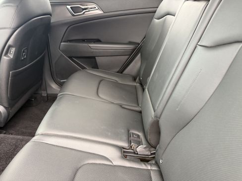 Certified 2024 Kia Sportage SX FWD image 18