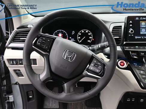 New 2026 Honda Odyssey Elite image 25