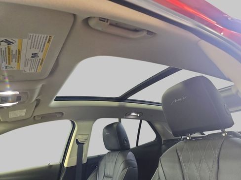 Used 2023 Buick Envision Avenir AWD/4WD image 28