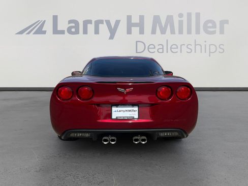 Used 2006 Chevrolet Corvette w/ Preferred Equipment Group image 4