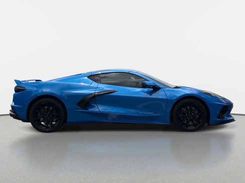 Used 2024 Chevrolet Corvette Stingray Coupe w/ Z51 Performance Package RWD image 2