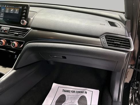 Used 2019 Honda Accord Sport image 19